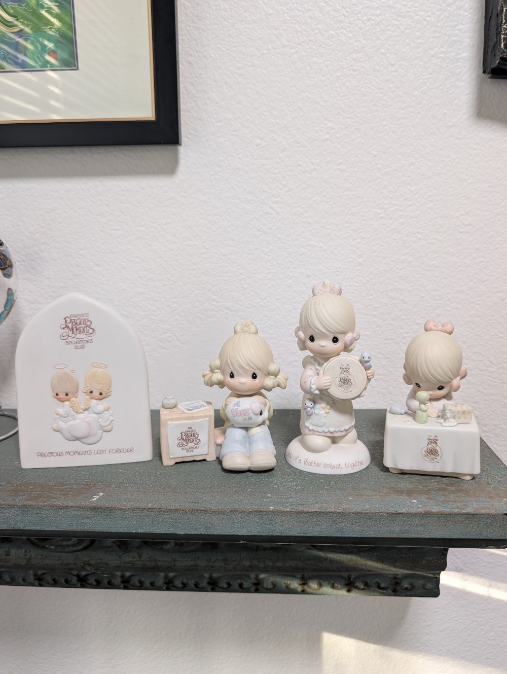 Precious Moments Lot of 4 Figures Symbol of Membership 1981 1984 1986 1990